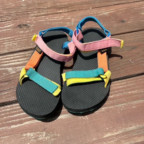 Kids Original Universal Teva in Rainbow - Picture 2 of 3